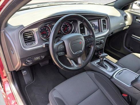 Used 2021 Dodge Charger SXT image 10