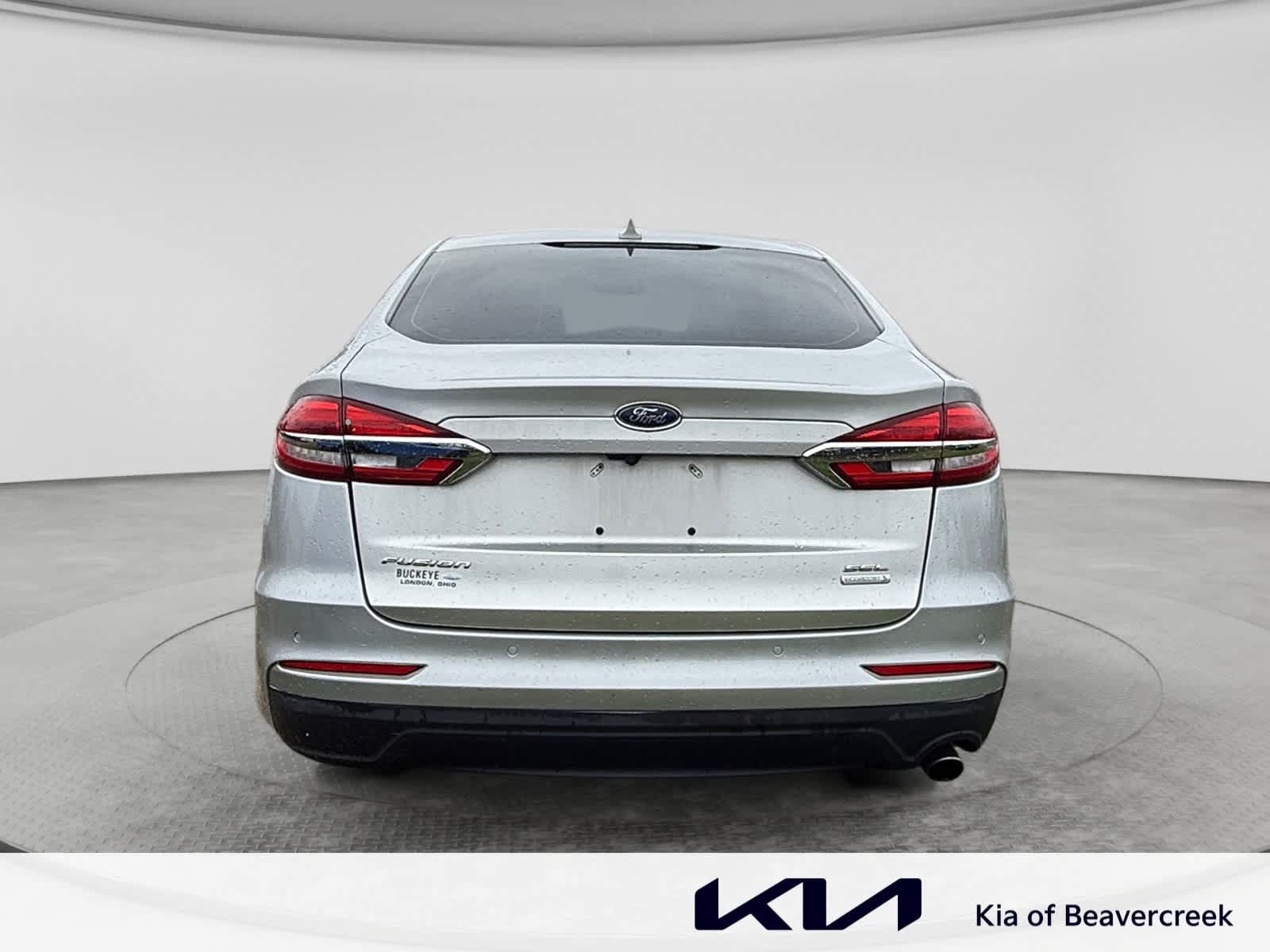 Used 2019 Ford Fusion SEL FWD image 6