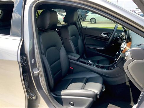 Used 2019 Mercedes-Benz GLA 250 image 9