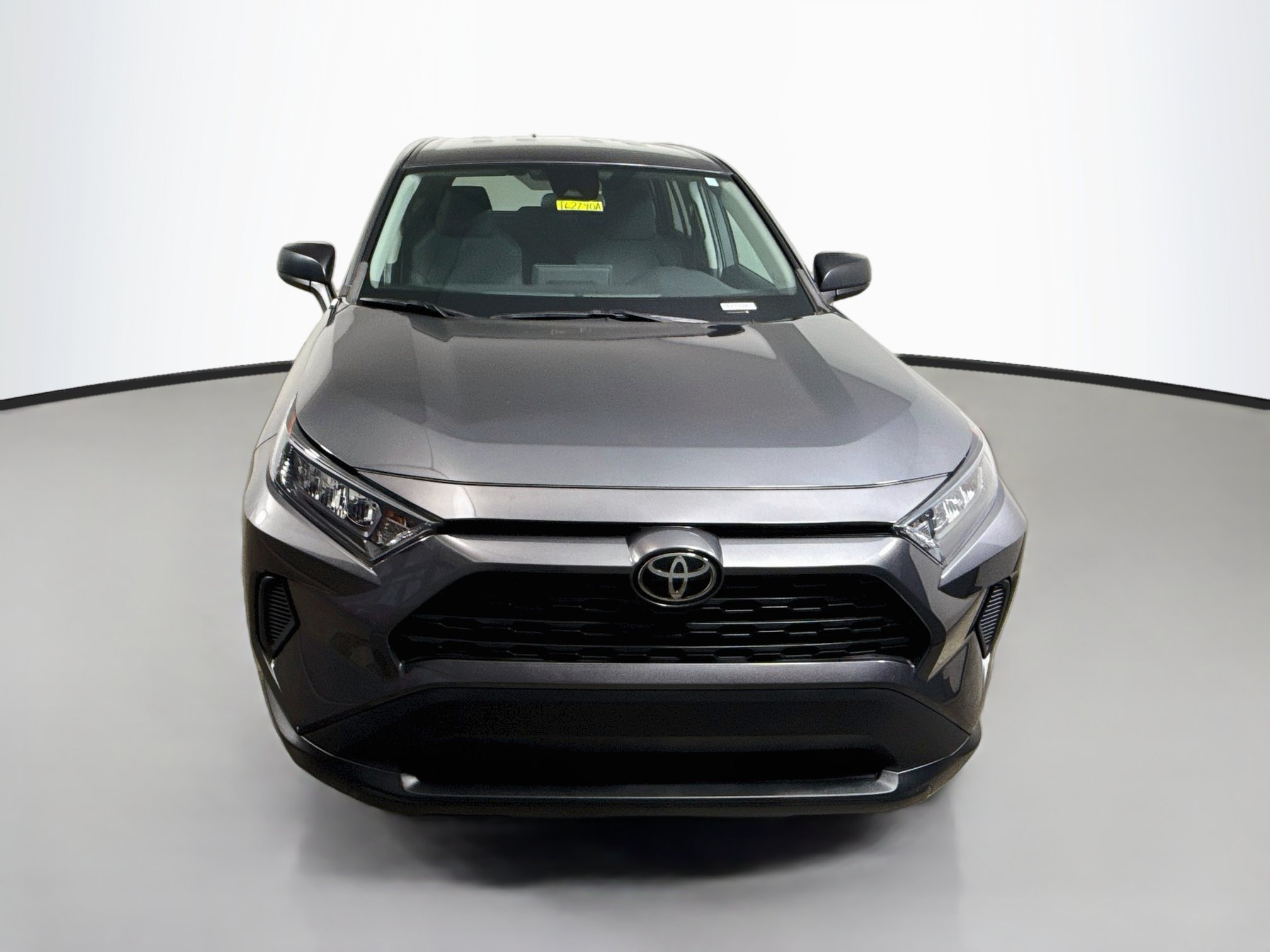 Used 2022 Toyota RAV4 LE AWD/4WD image 2