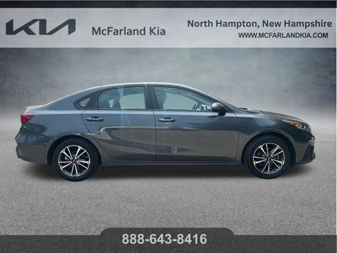 Used 2023 Kia Forte LXS FWD image 7