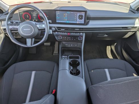 Certified 2025 Hyundai Sonata SEL FWD image 19