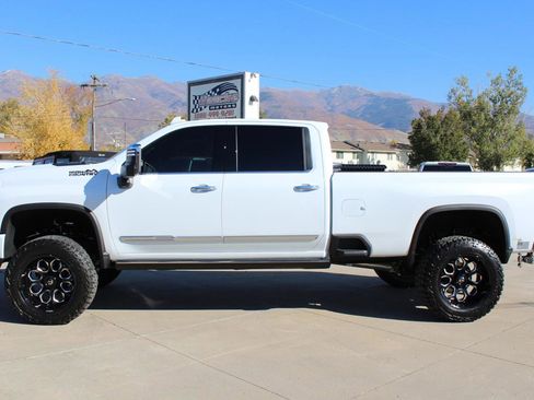 Used 2026 Chevrolet Silverado 3500 High Country w/ High Country Premium Package AWD/4WD image 43