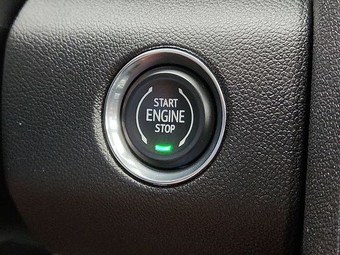 Used 2026 GMC Acadia Elevation w/ Elevation Premium Package AWD/4WD image 10
