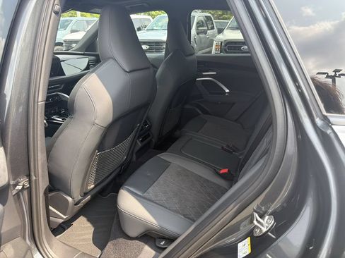Used 2025 Audi SQ5 Premium Plus w/ Premium Plus Package AWD/4WD image 13