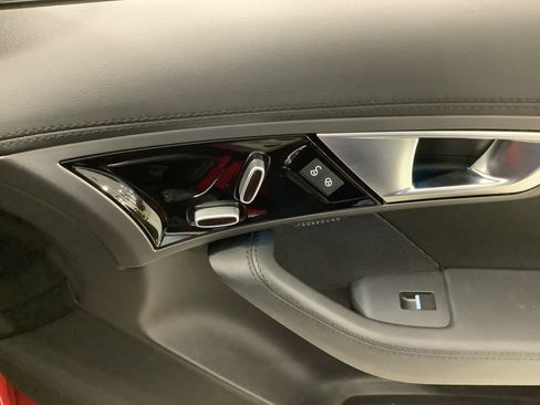 Used 2017 Jaguar F-TYPE Convertible RWD image 13