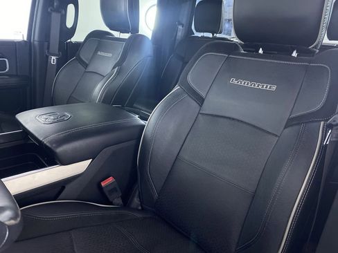 Used 2019 RAM 2500 Laramie w/ Night Edition AWD/4WD image 12