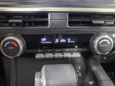 Used 2024 Toyota Tacoma SR RWD image 30