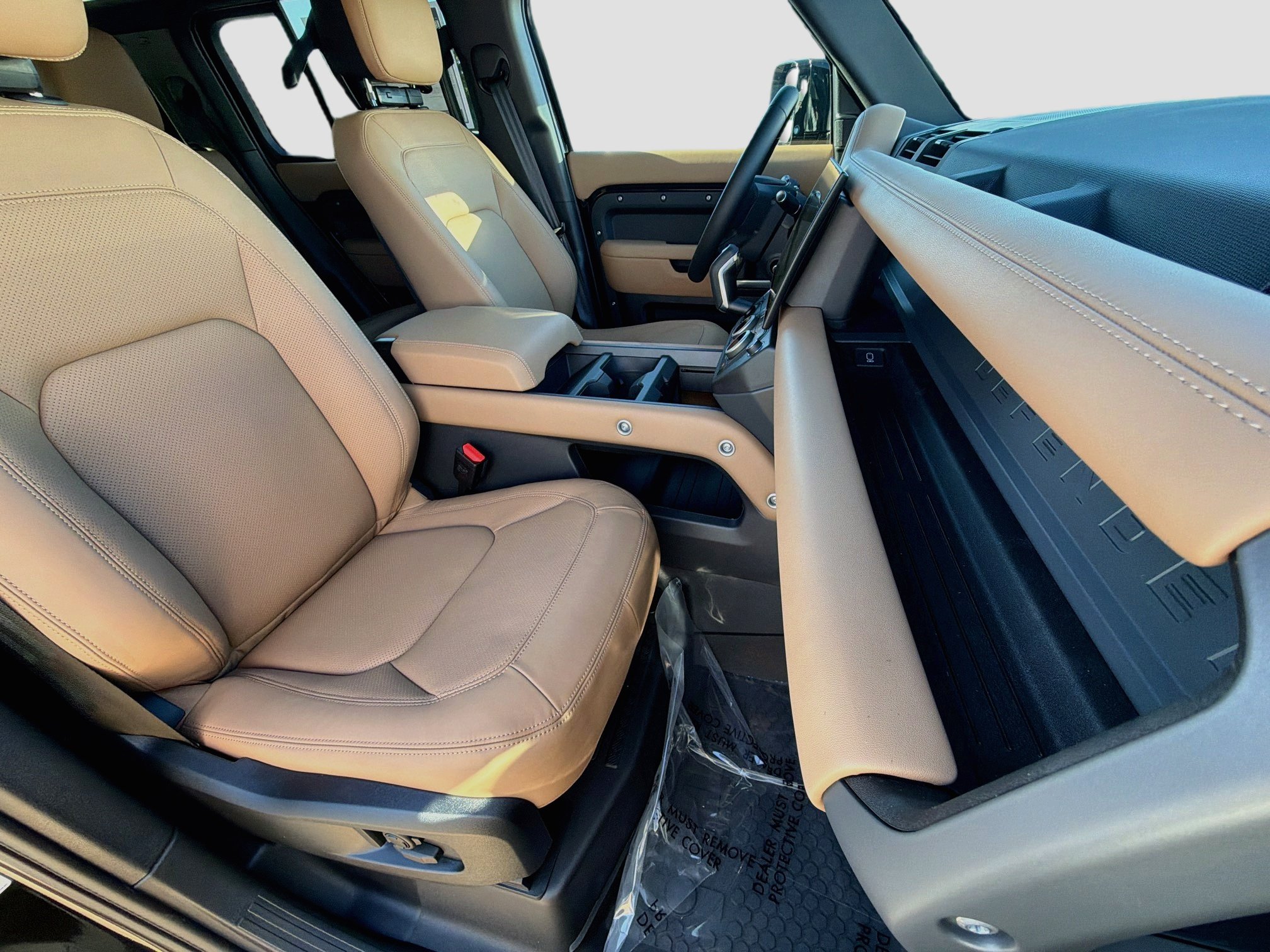 New 2026 Land Rover Defender 110 X-Dynamic SE AWD/4WD image 14
