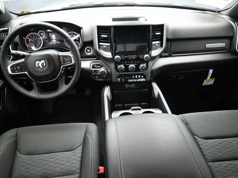 Used 2025 RAM 1500 Big Horn AWD/4WD image 14