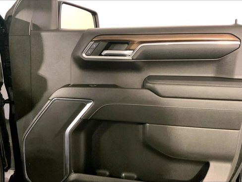 Used 2023 Chevrolet Silverado 1500 LT image 25