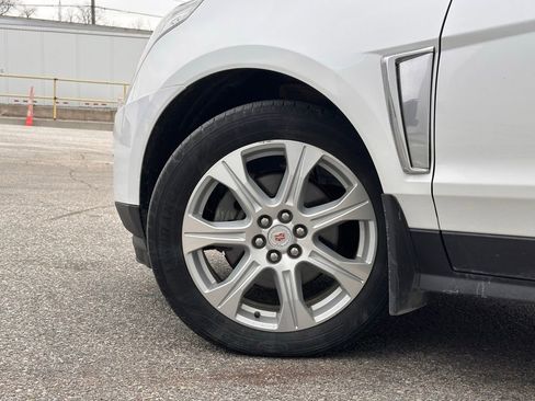 Used 2016 Cadillac SRX Performance image 8