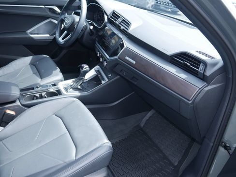 Certified 2023 Audi Q3 2.0T Premium Plus w/ Premium Plus Package AWD/4WD image 27
