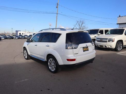 Used 2008 Mitsubishi Outlander SE image 10