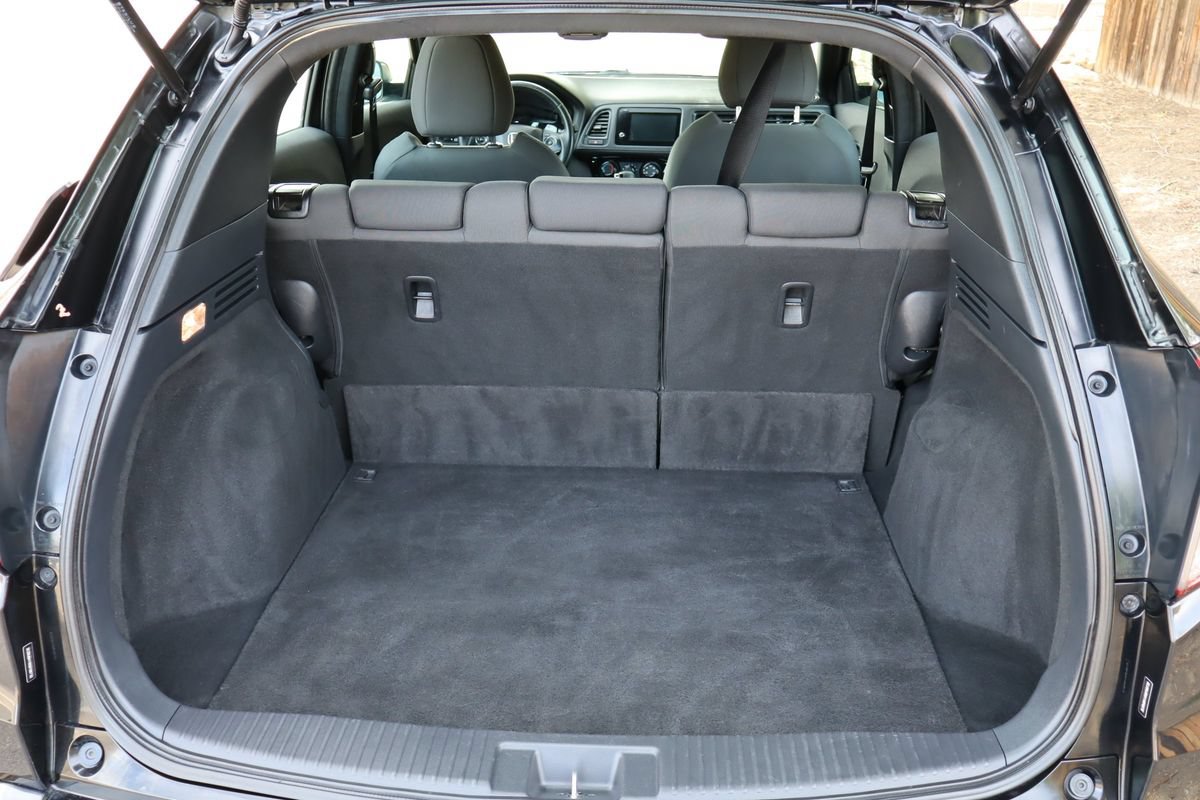 Used 2019 Honda HR-V Sport image 14