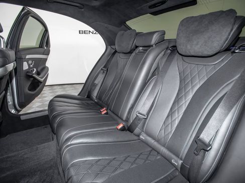 Used 2015 Mercedes-Benz S 550 Sedan image 14