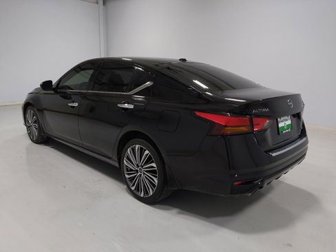 Used 2023 Nissan Altima 2.5 SL image 5