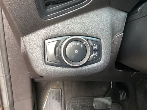 Used 2017 Ford Escape S image 57