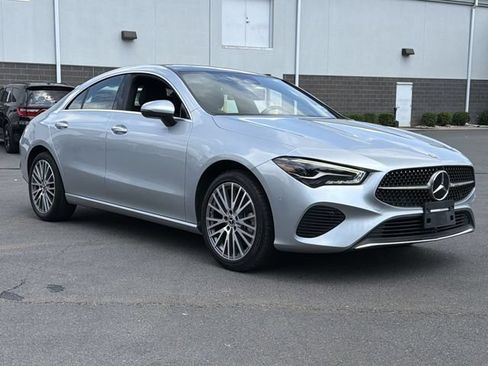 Used 2025 Mercedes-Benz CLA 250 image 15