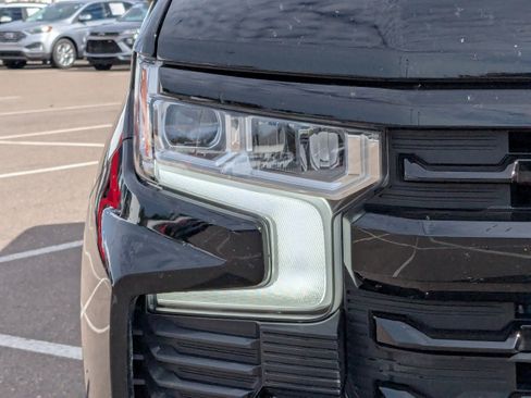 Used 2023 Chevrolet Silverado 1500 RST image 9