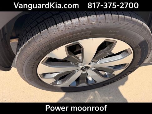 Certified 2021 Kia Telluride EX w/ EX Premium Package AWD/4WD image 10