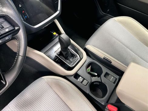 Used 2025 Subaru Forester Premium AWD/4WD image 20