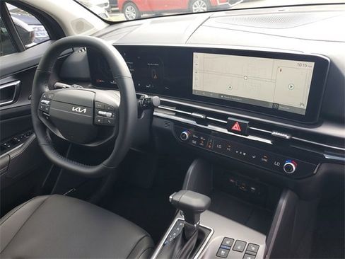 New 2026 Kia Sportage SX image 12