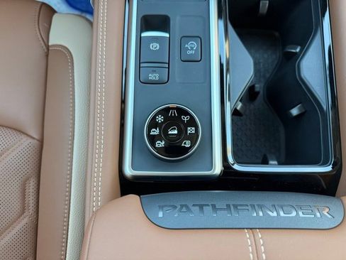 New 2026 Nissan Pathfinder Platinum w/ Cargo Package image 31