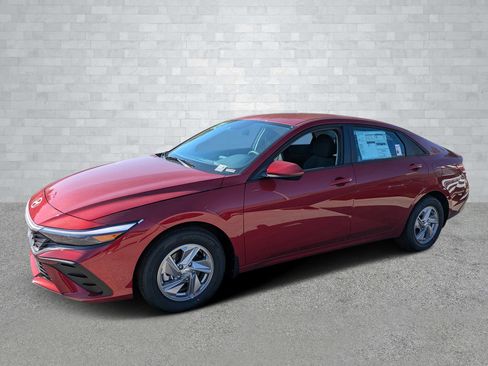 New 2026 Hyundai Elantra SE image 9