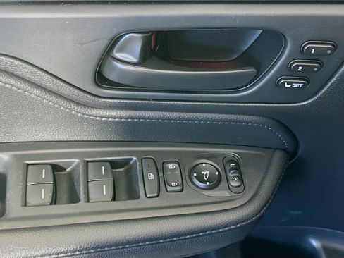 Used 2025 Honda Odyssey Sport-L image 15