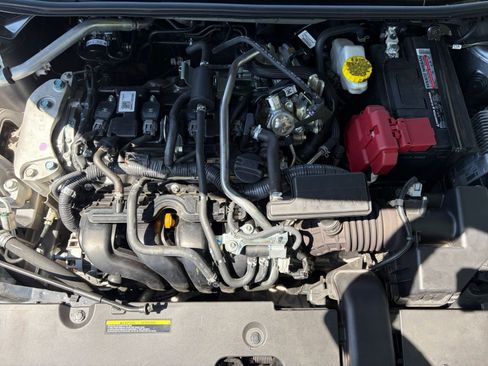 Used 2025 Nissan Sentra SV FWD image 30