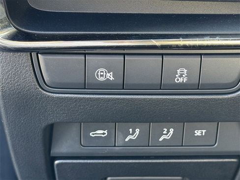 Used 2024 MAZDA MAZDA3 s image 26