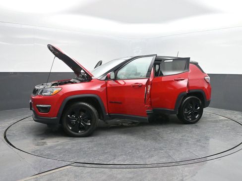 Used 2019 Jeep Compass Altitude image 42