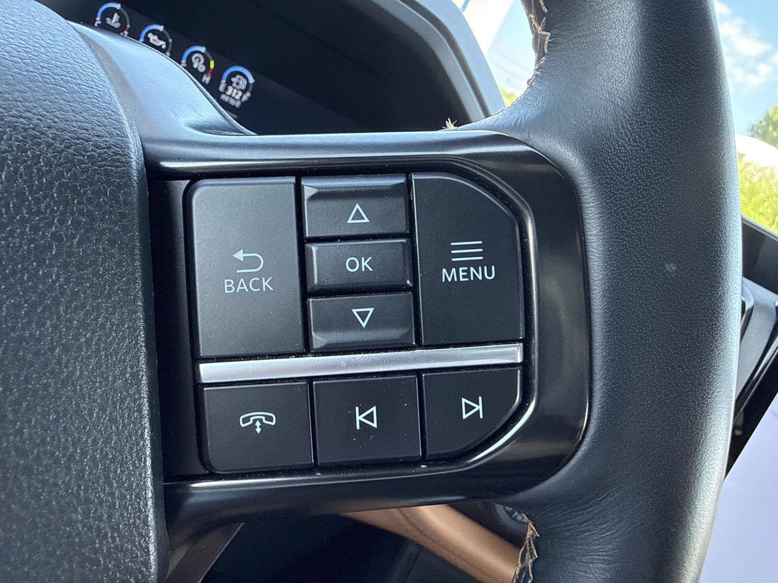 Used 2024 Ford Expedition Platinum AWD/4WD image 23