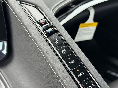 Used 2025 Chevrolet Corvette Stingray Preferred Conv w/ Stealth Interior Trim Package RWD image 31