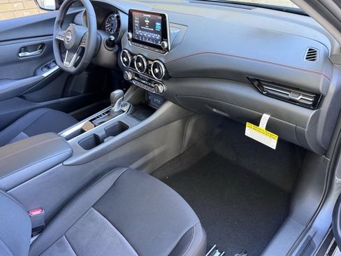 New 2025 Nissan Sentra SR image 17