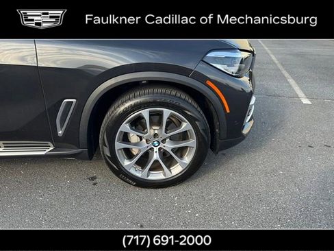 Used 2023 BMW X5 xDrive40i w/ Premium Package AWD/4WD image 33
