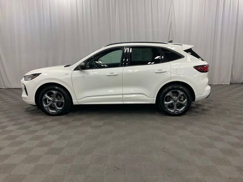 Used 2024 Ford Escape ST-Line image 12