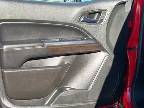 Used 2020 GMC Canyon SLT w/ Driver Alert Package image 23