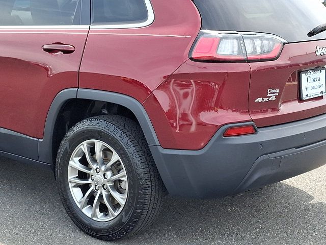 Used 2020 Jeep Cherokee Latitude Plus AWD/4WD image 13