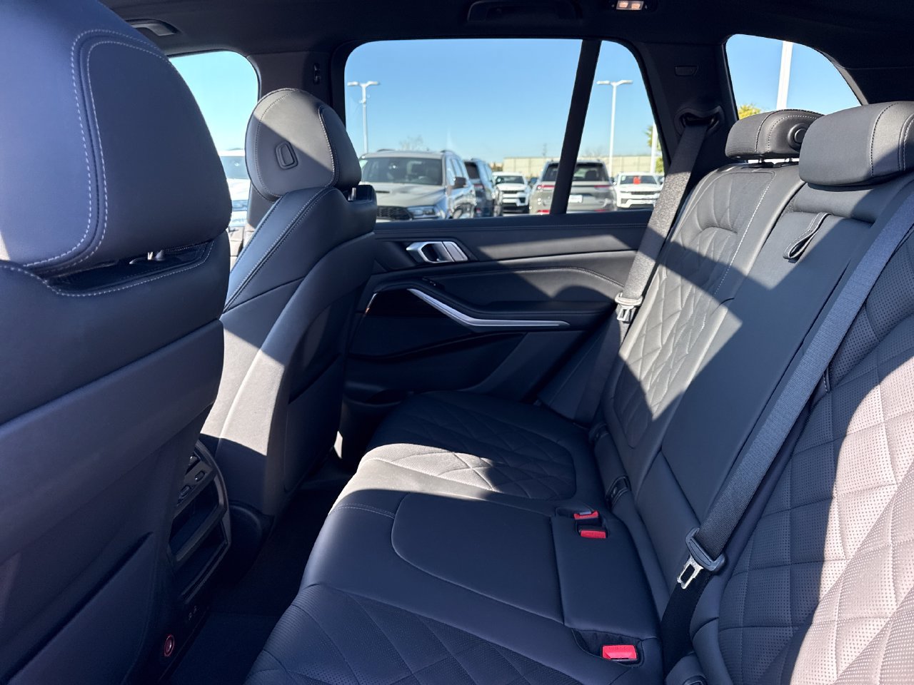 Used 2025 BMW X5 xDrive40i AWD/4WD image 14