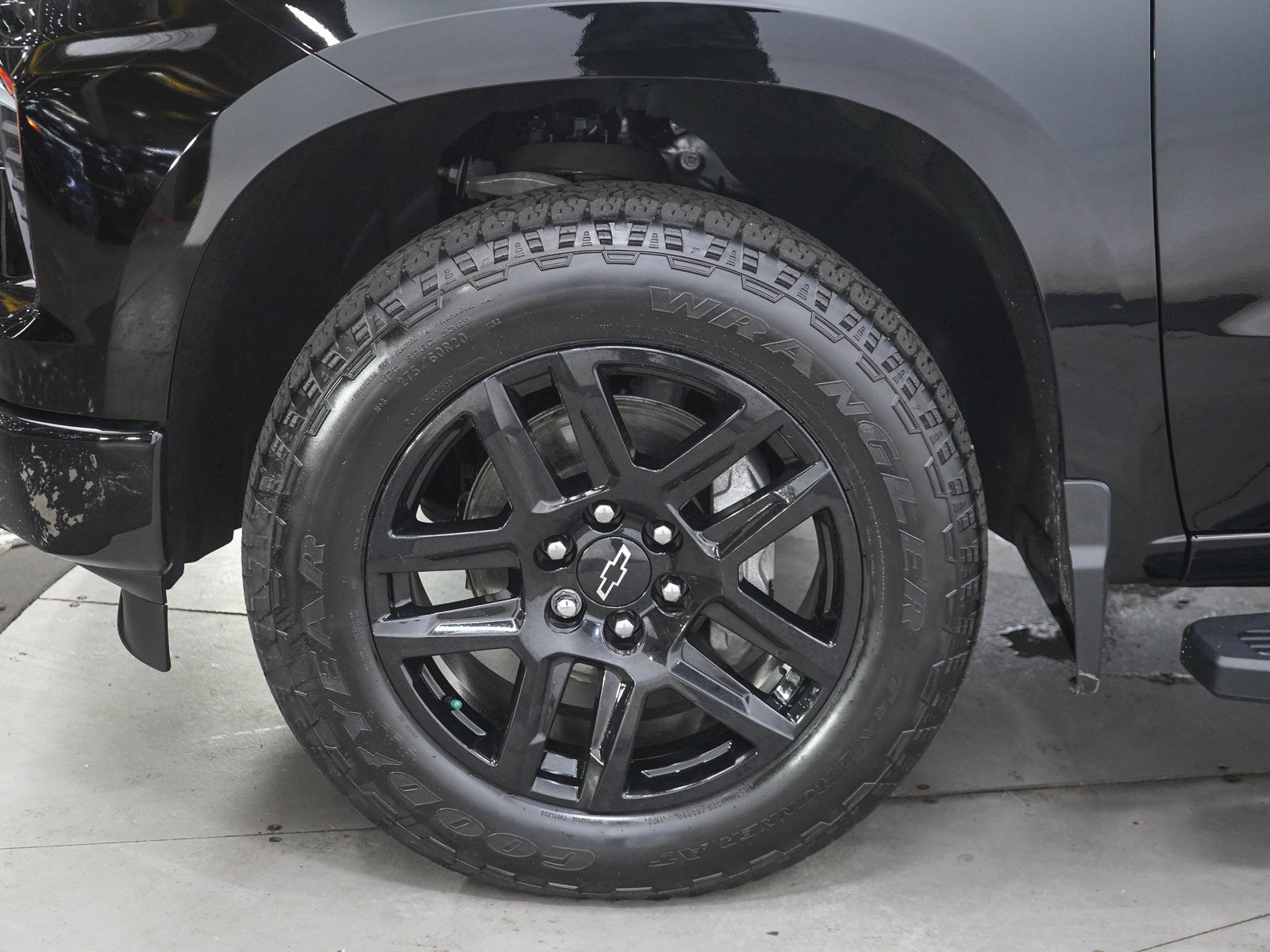 Used 2024 Chevrolet Silverado 1500 RST w/ Convenience Package II AWD/4WD image 29