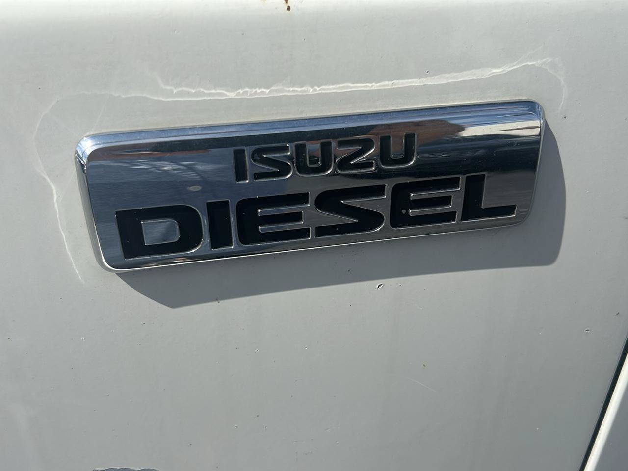 Used 2023 Isuzu NPR RWD image 14