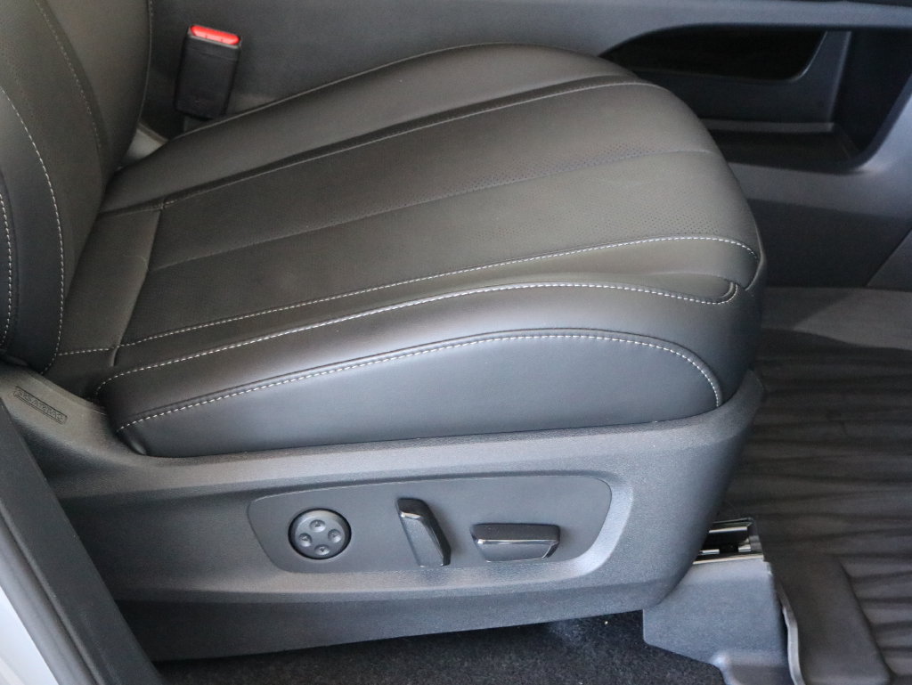 Certified 2026 INFINITI QX60 Luxe w/ Cargo Package AWD/4WD image 49