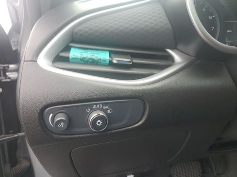 Used 2025 Chevrolet Malibu LT FWD image 27