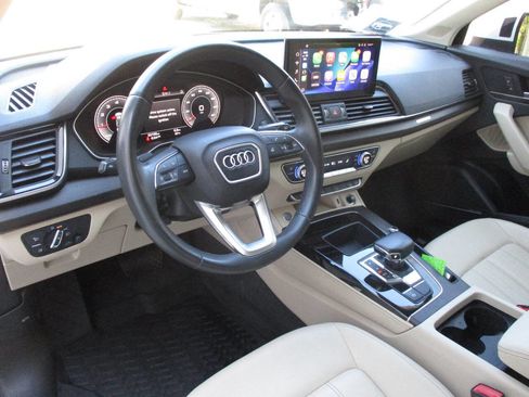 Used 2023 Audi Q5 2.0T Premium Plus w/ Premium Plus Package AWD/4WD image 15