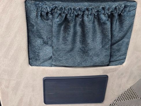 Used 1991 Dodge B2500 image 83