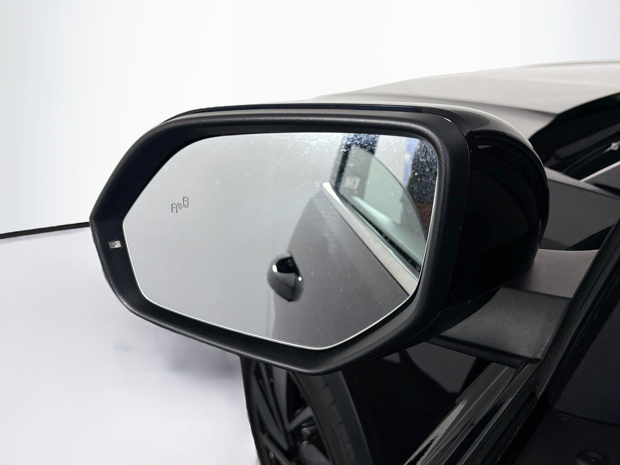 Used 2025 Volkswagen Atlas SE FWD image 16