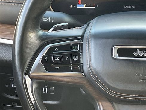 Used 2021 Jeep Grand Cherokee L Summit w/ Advanced Protech Group IV image 22