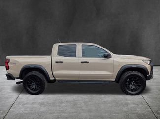 Used 2023 Chevrolet Colorado Trail Boss w/ Advanced Trailering Package video 3